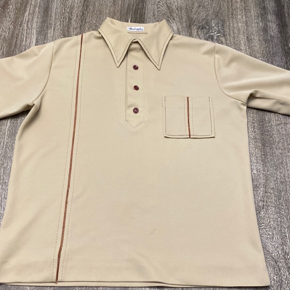 Weekenders Other - 70’s shirt from the weekender of Miami size large